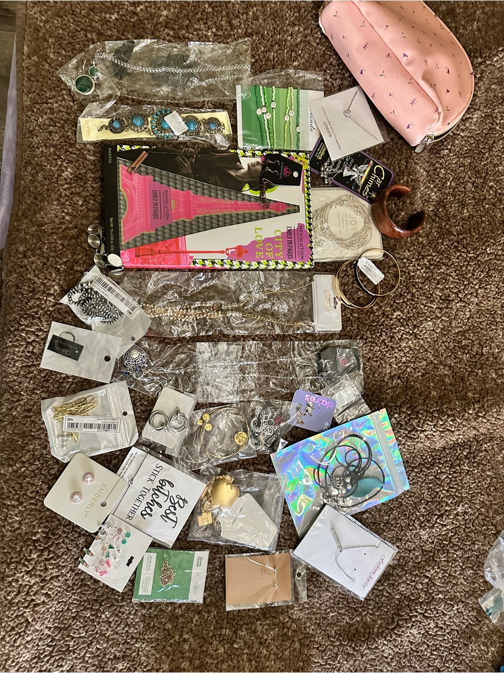 Resellers lot Cosmetic Bag filled with over 25 NWT items